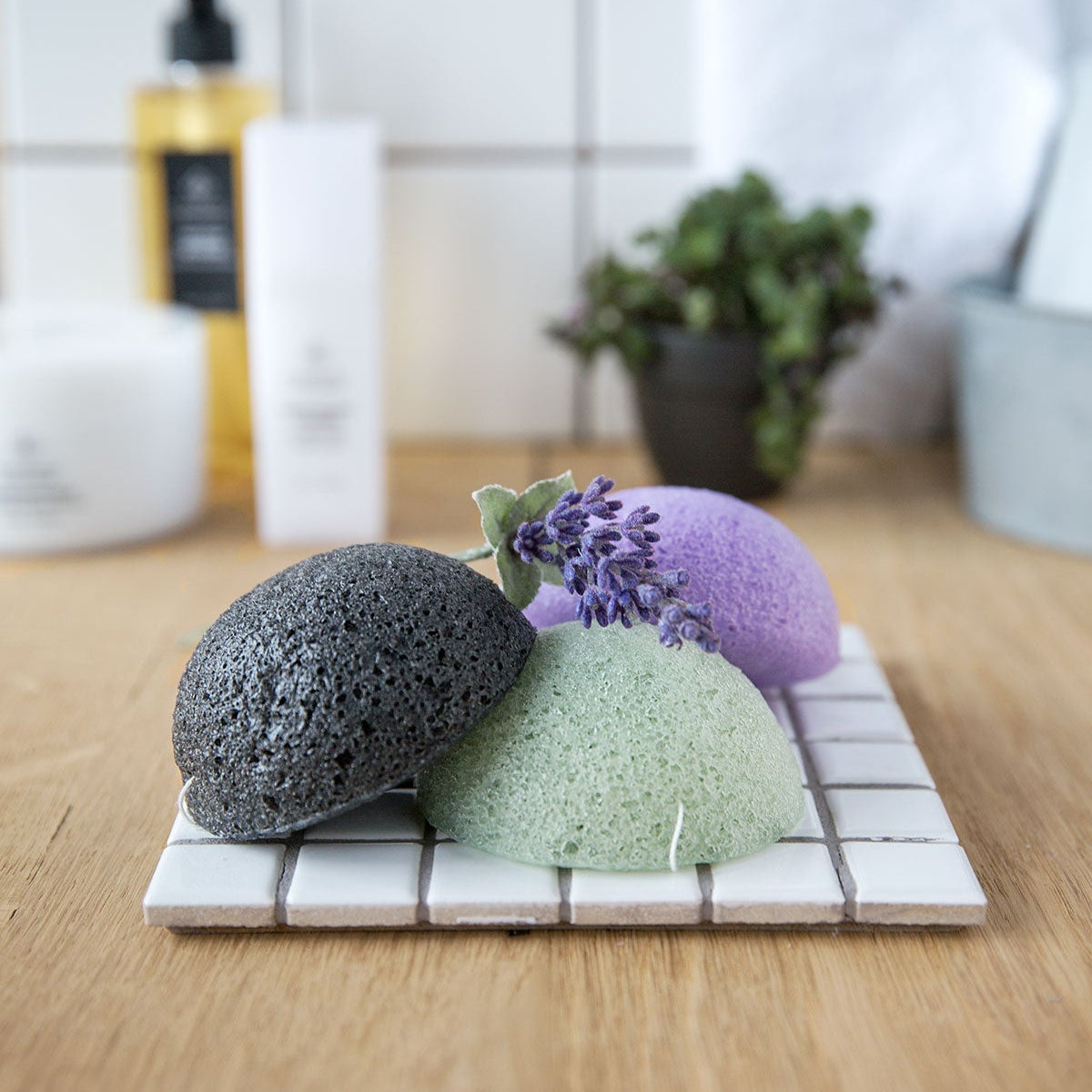 Organic Konjac Svamp Bamboo Charcoal – Akne og uren hud